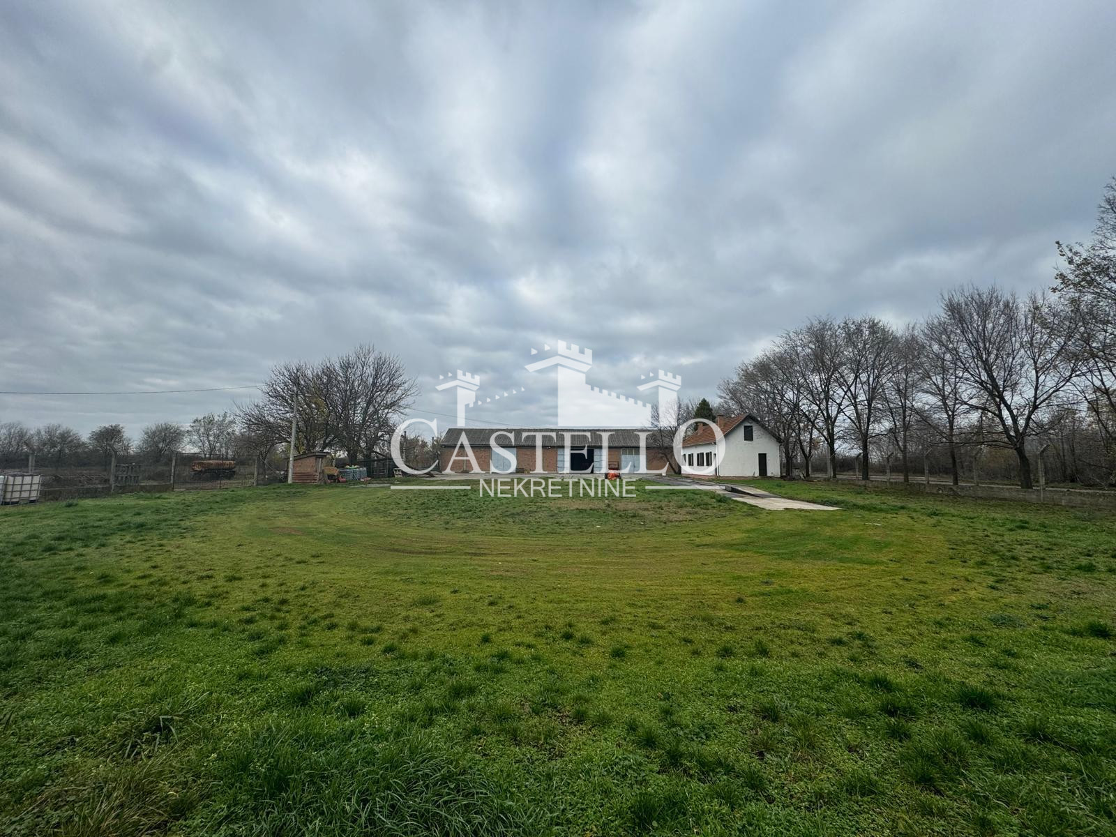 3-53-Na-prodaju-poslovni-prostor-u-Planištu-05