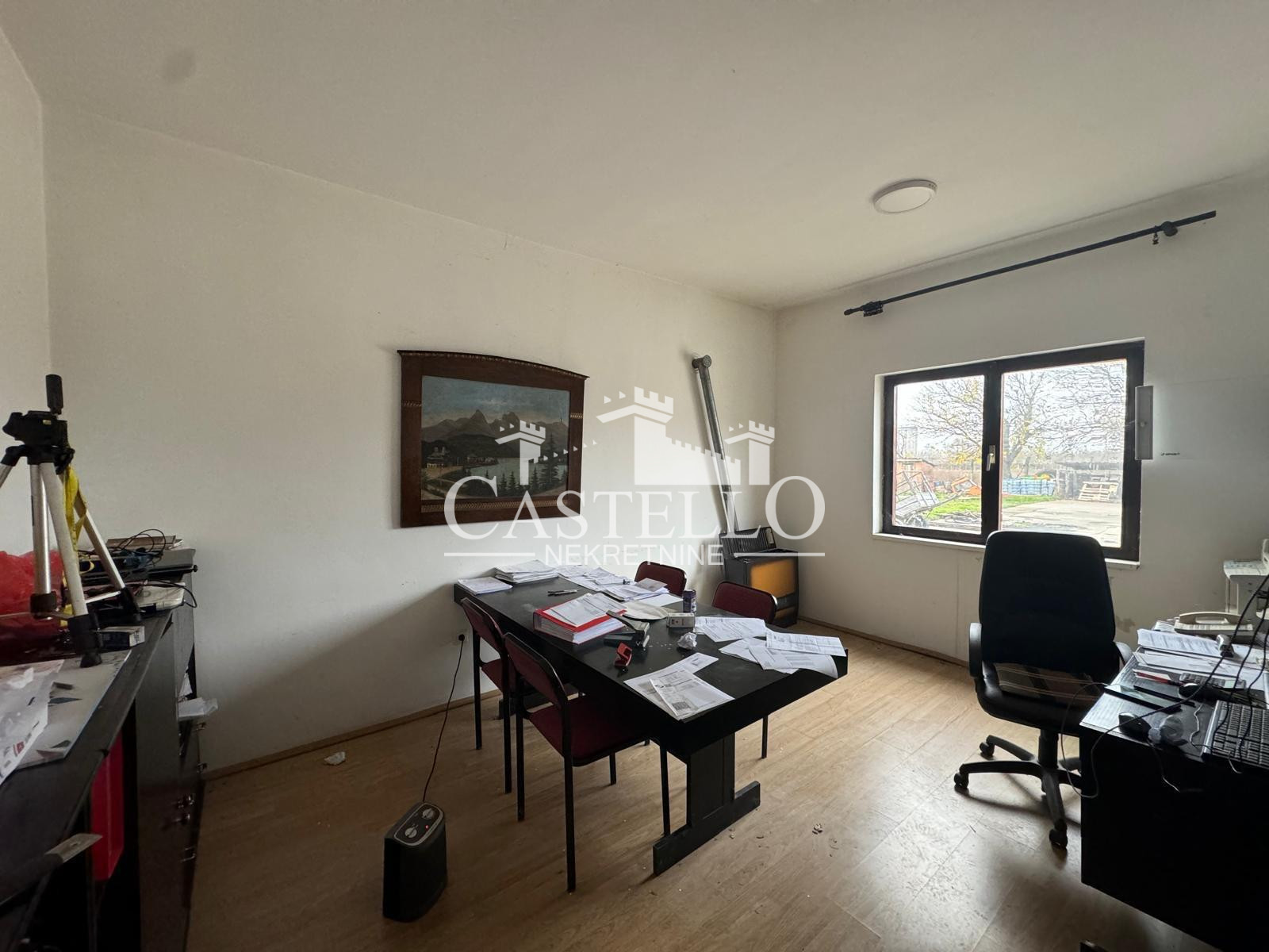 3-53-Na-prodaju-poslovni-prostor-u-Planištu-09