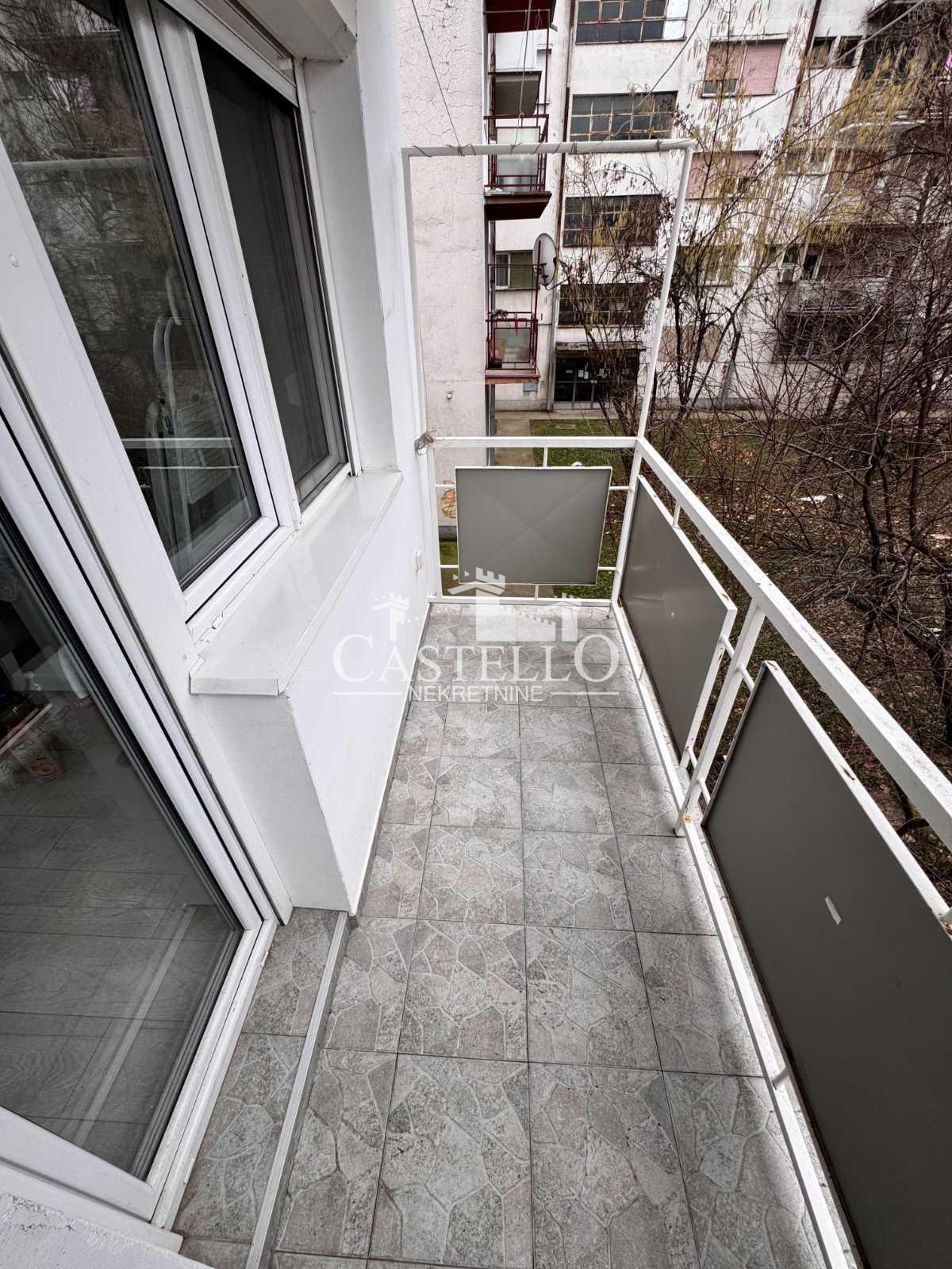 1-289-Na-prodaju-trosoban-stan-u-Plandištu-18