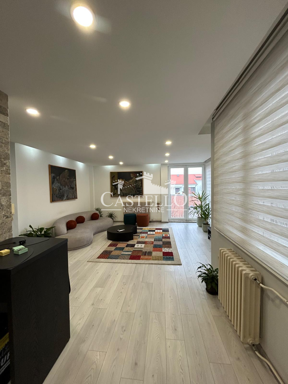 1-362-Na-prodaju-dvosoban-stan-na-Vojničkom-trgu-05