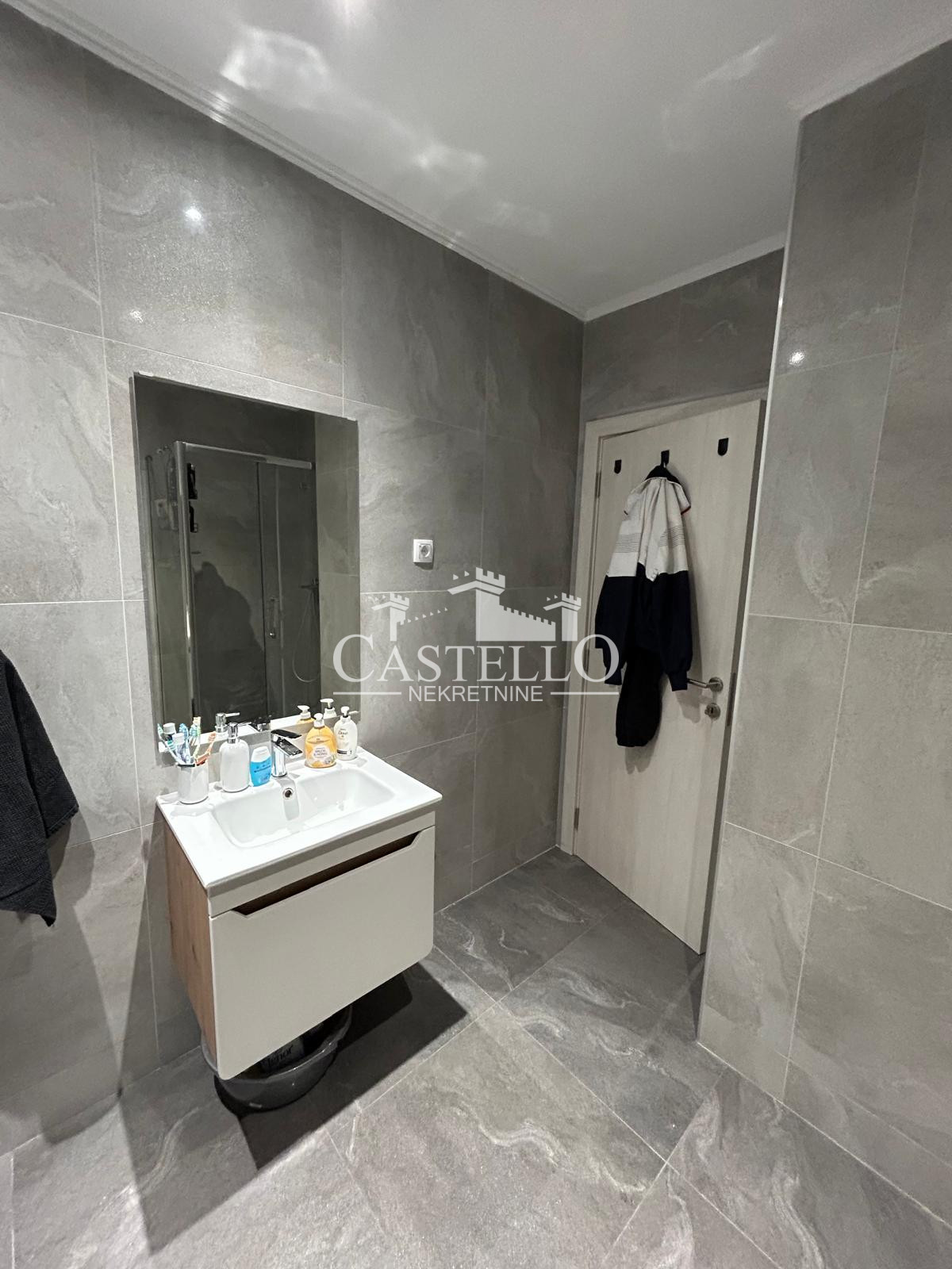 1-363-Na-prodaju-trosoban-stan-u-blizini-centra-Vršca-19