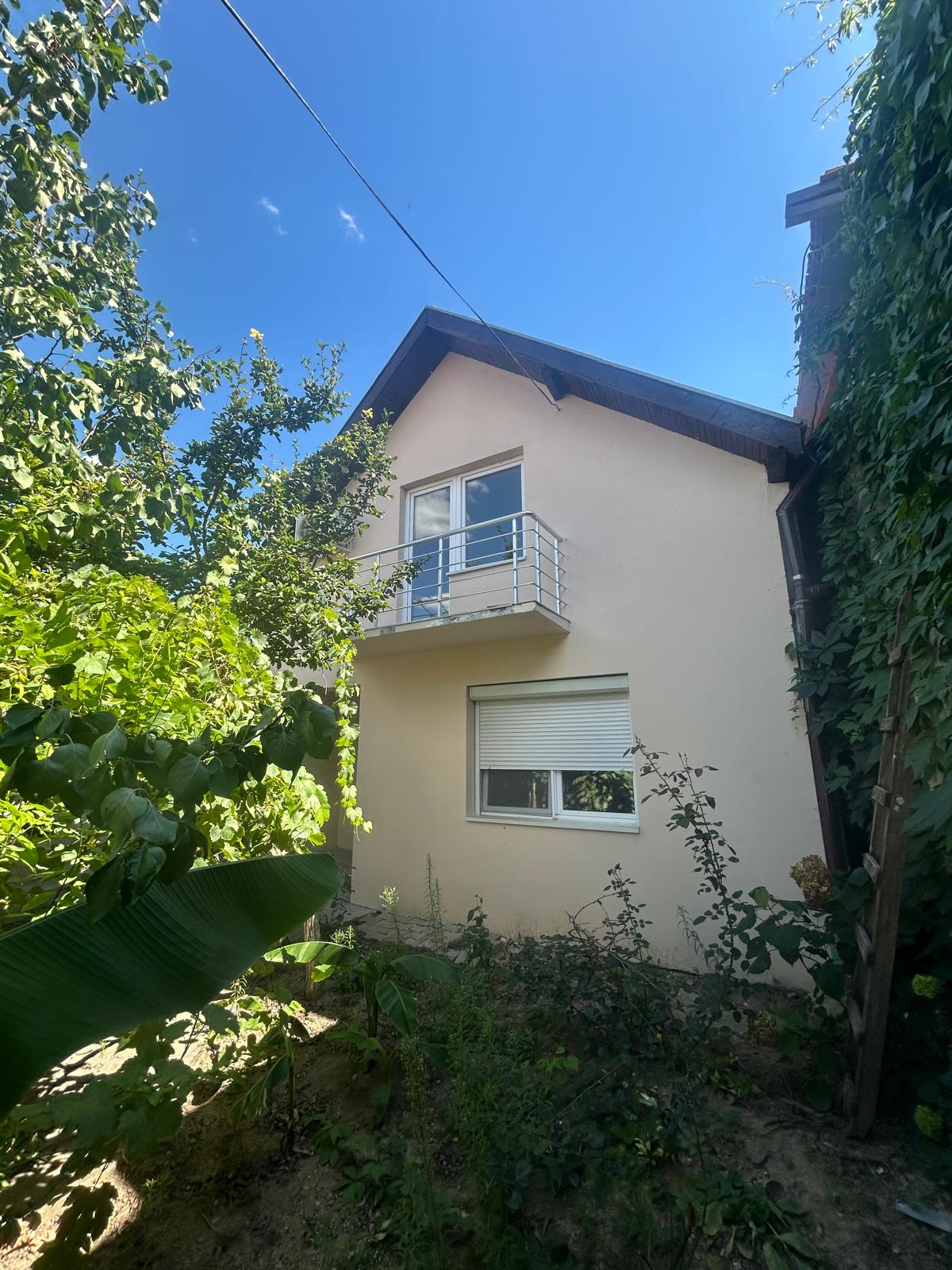 2-236-2-Na-prodaju-spratna-kuća-u-Vršcu-II-zona-01