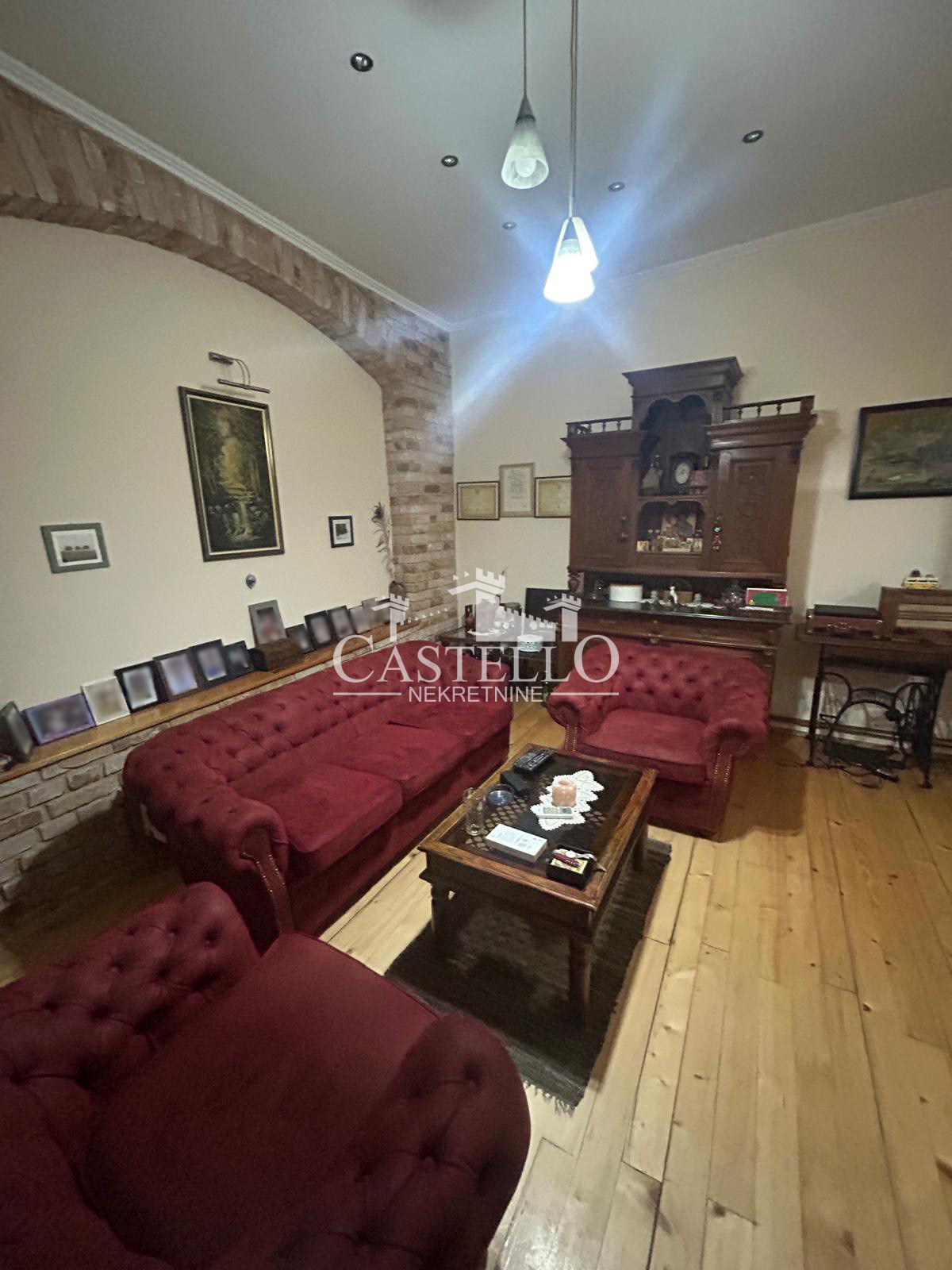 2-304-Na-prodaju-stambeno-poslovni-objekat-u-strogom-centu-Vršca-06