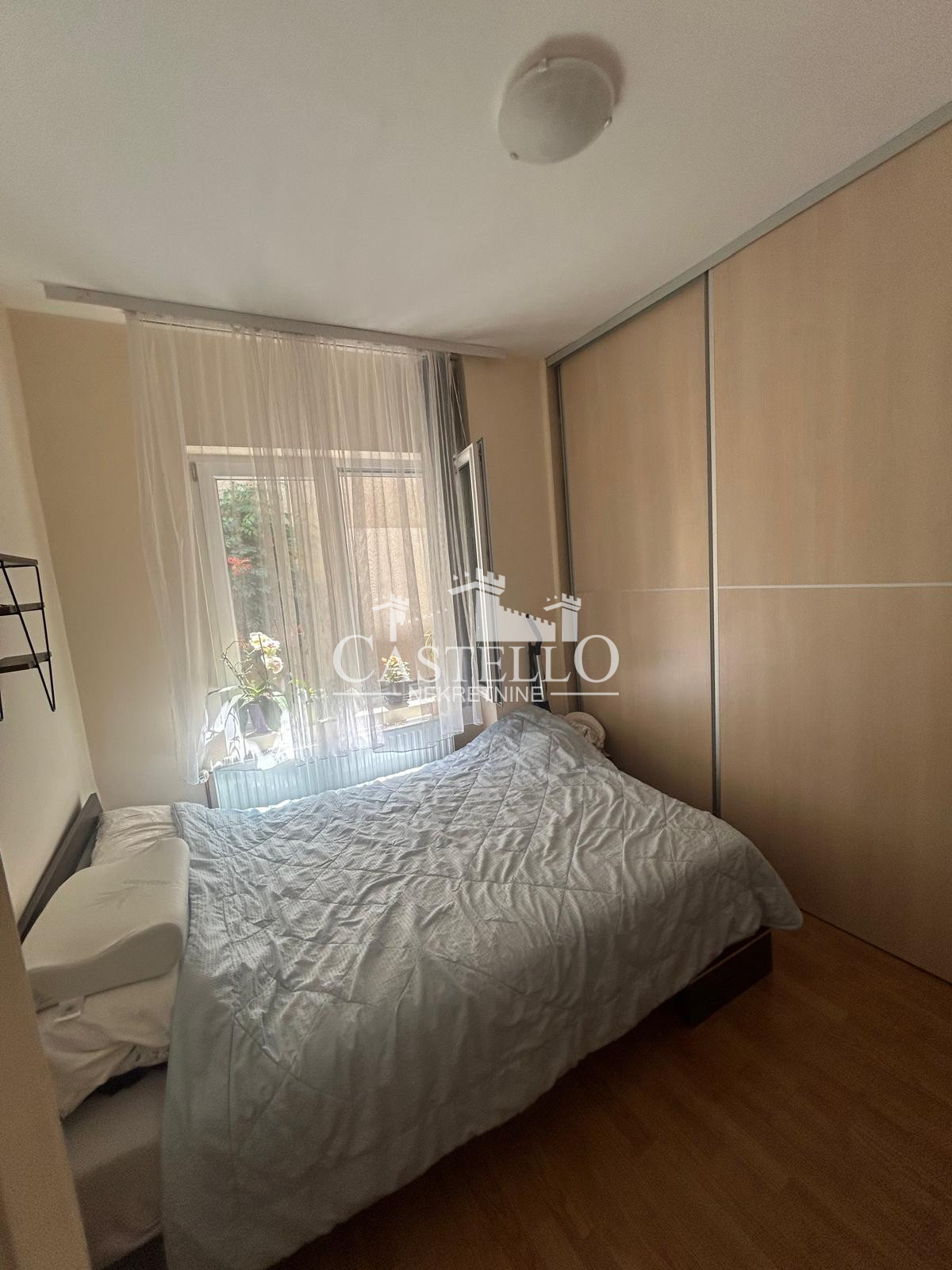 2-304-Na-prodaju-stambeno-poslovni-objekat-u-strogom-centu-Vršca-12