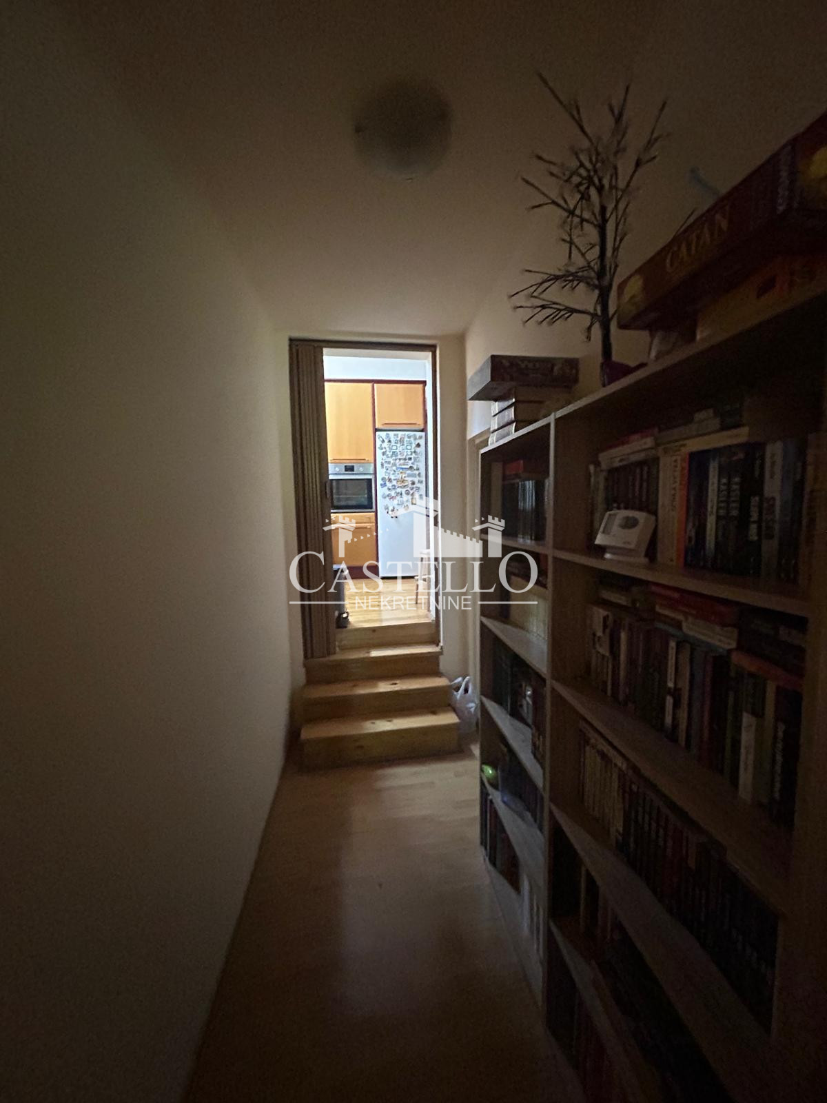 2-304-Na-prodaju-stambeno-poslovni-objekat-u-strogom-centu-Vršca-16
