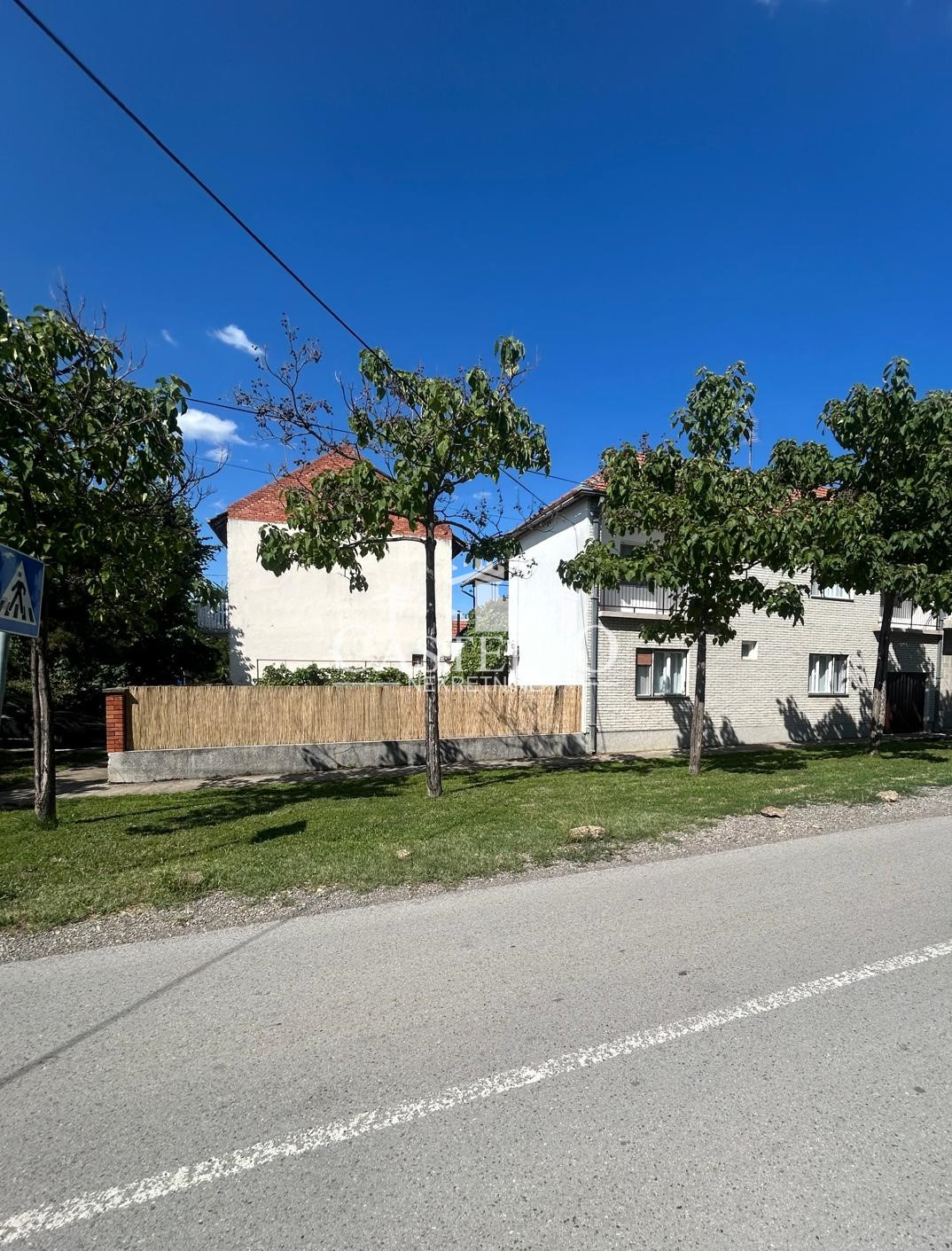 2-314-Na-prodaju-spratna-kuća-u-blizini-Helvecije-03