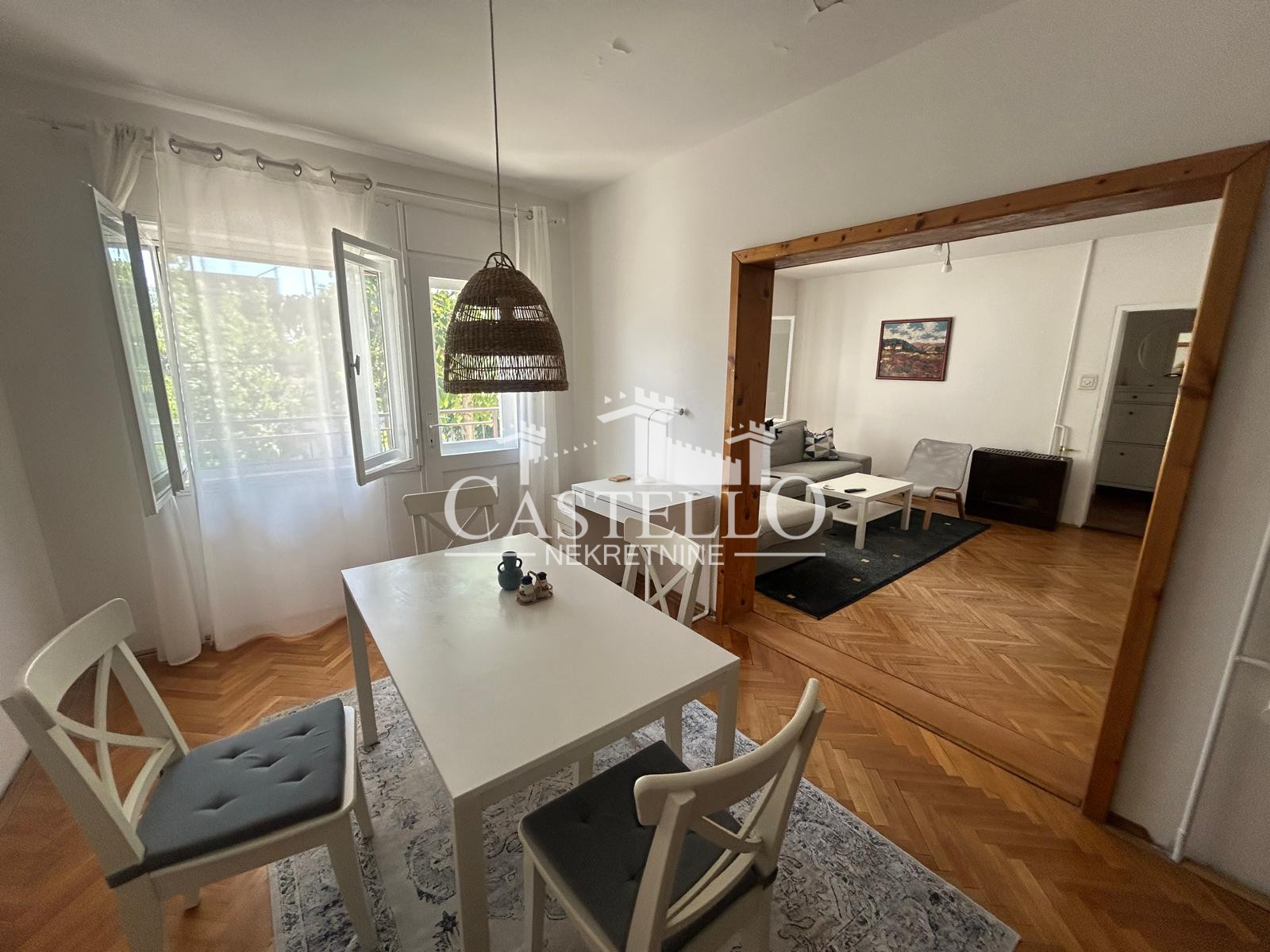 2-314-Na-prodaju-spratna-kuća-u-blizini-Helvecije-13