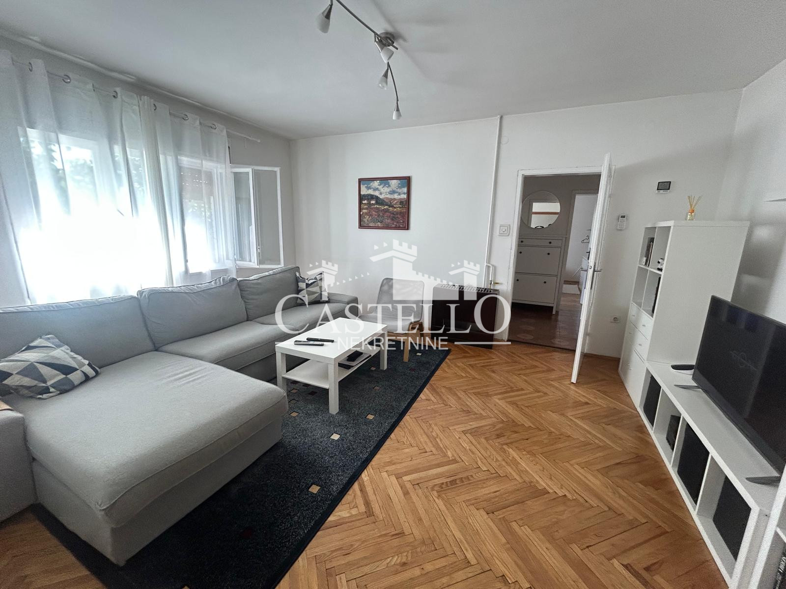 2-314-Na-prodaju-spratna-kuća-u-blizini-Helvecije-15