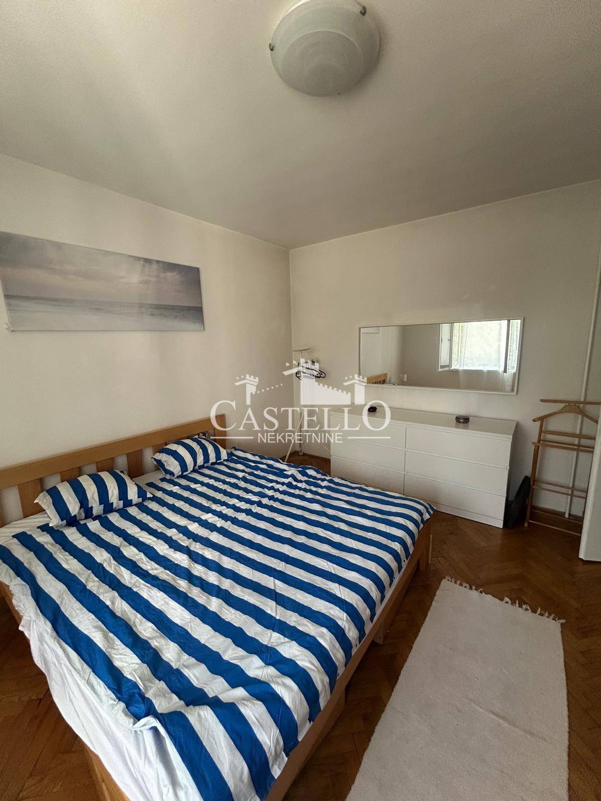 2-314-Na-prodaju-spratna-kuća-u-blizini-Helvecije-22