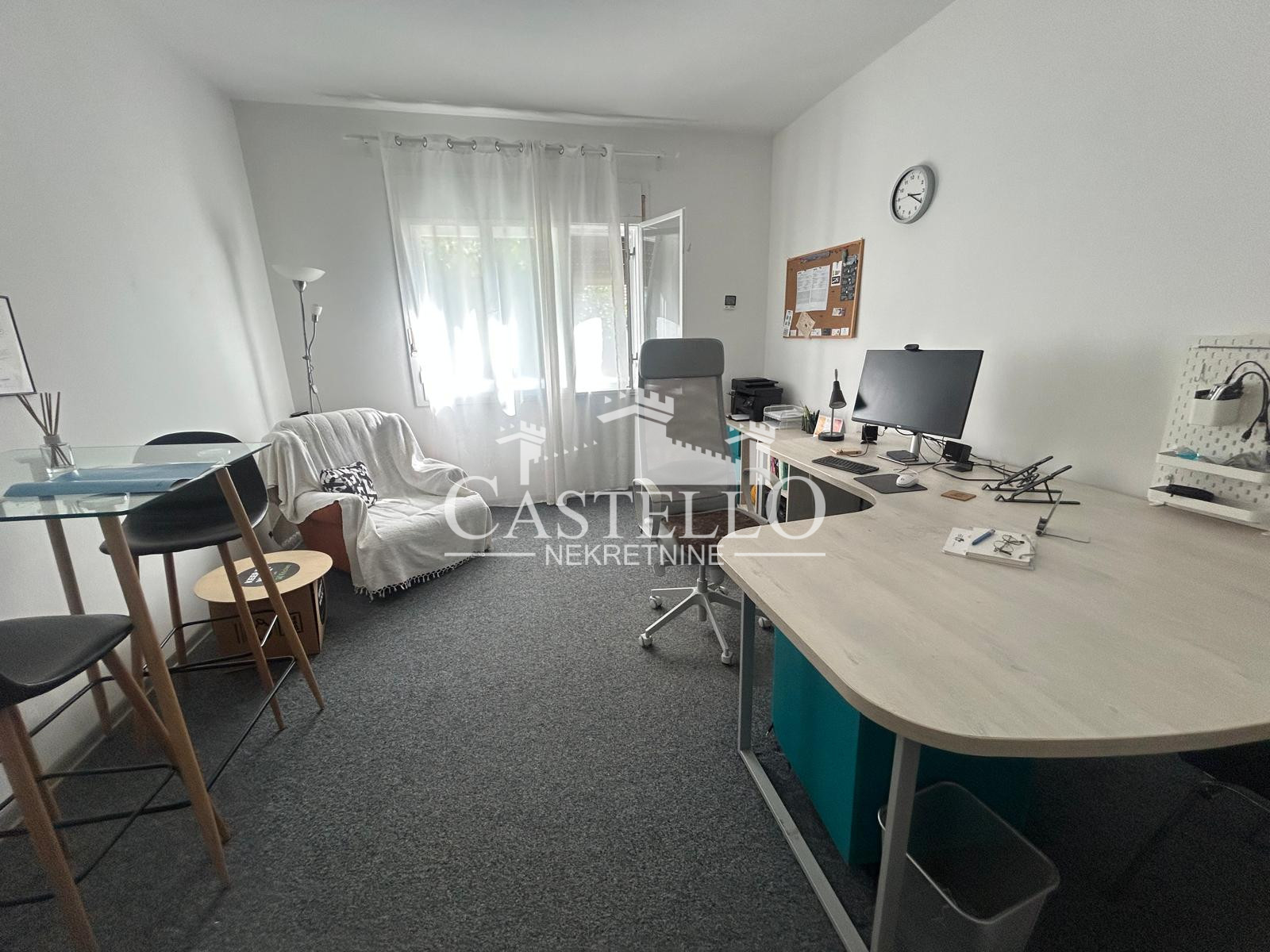 2-314-Na-prodaju-spratna-kuća-u-blizini-Helvecije-33