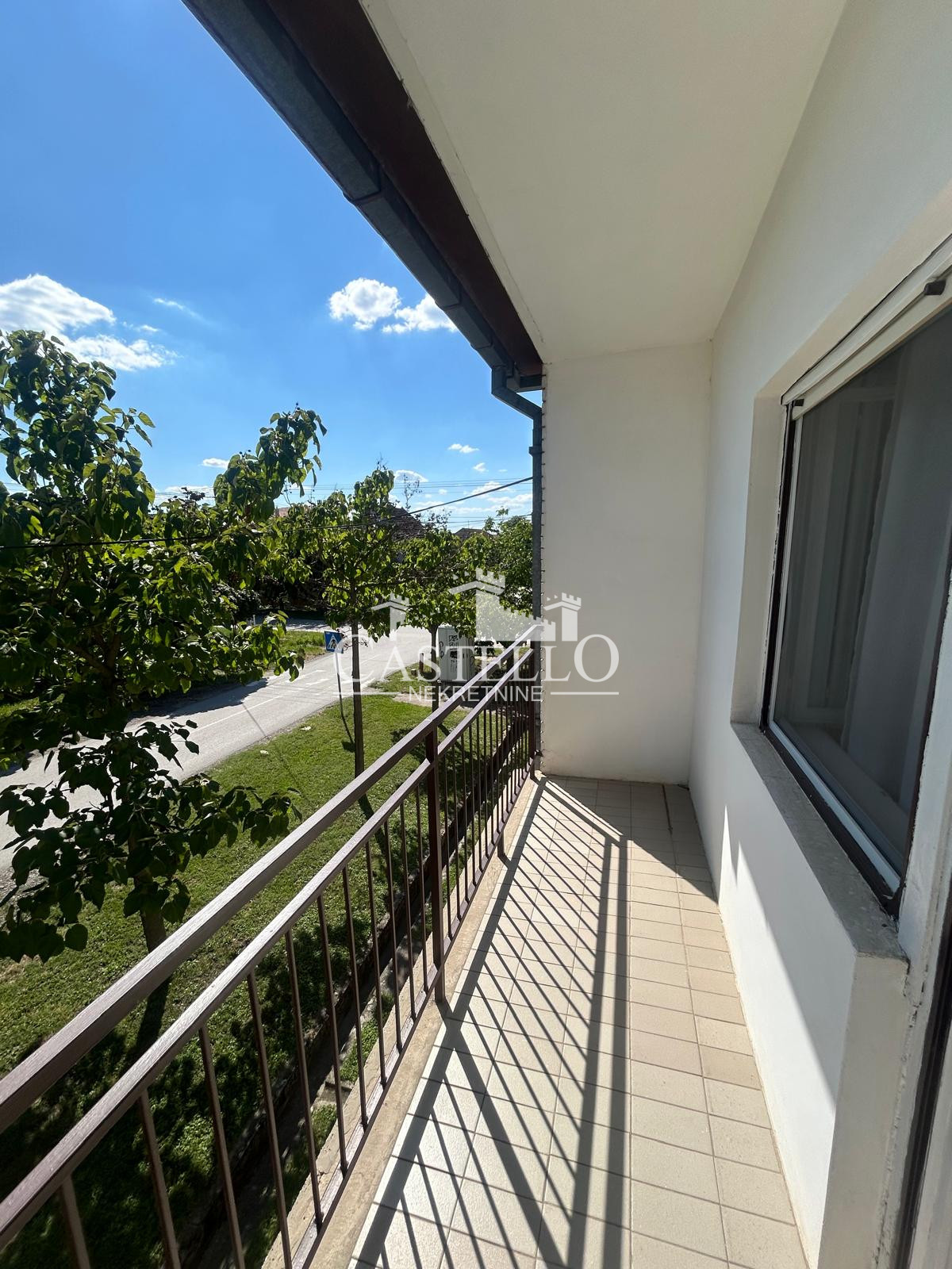 2-314-Na-prodaju-spratna-kuća-u-blizini-Helvecije-41