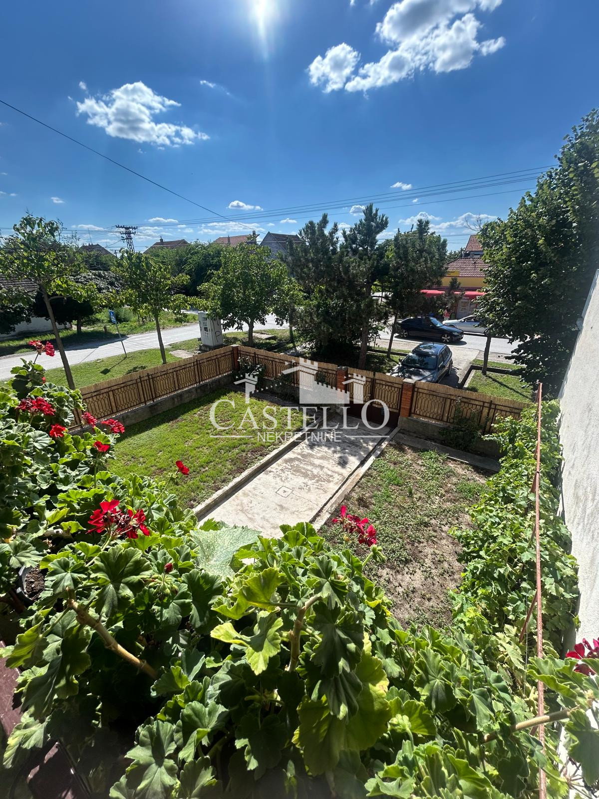 2-314-Na-prodaju-spratna-kuća-u-blizini-Helvecije-46