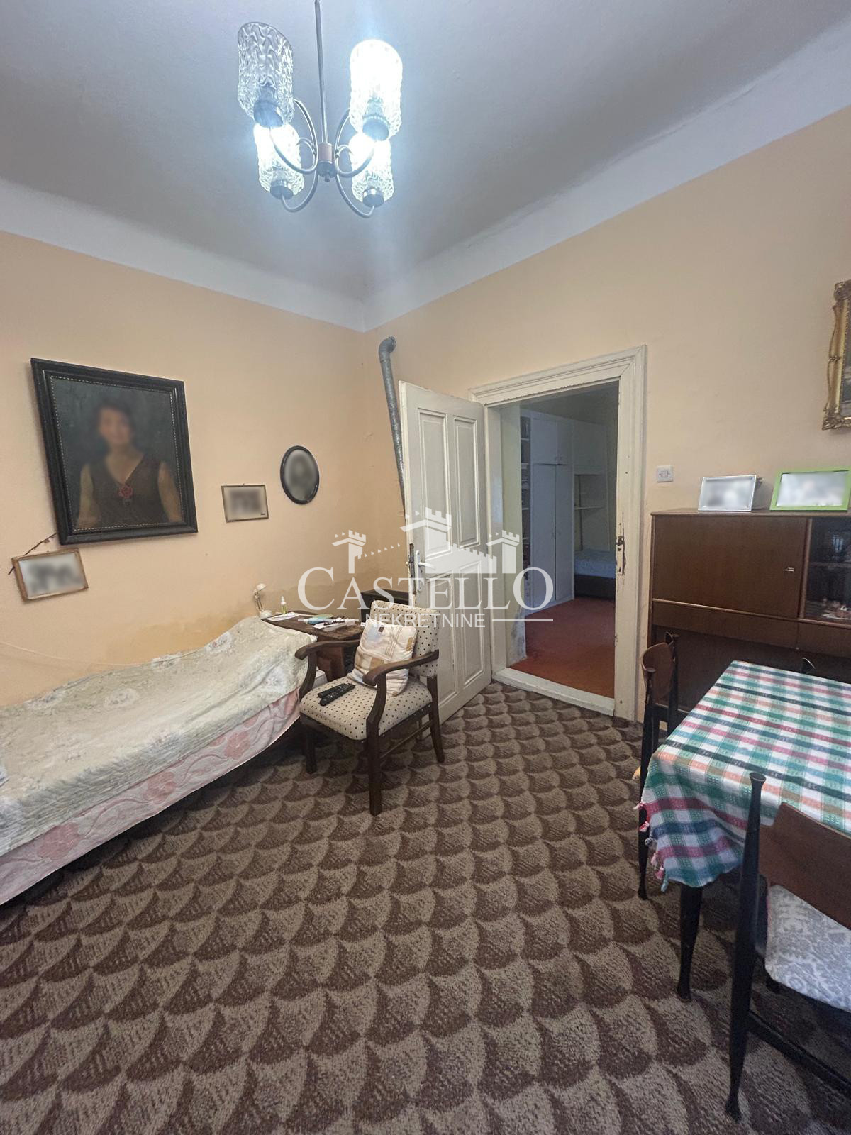 2-317-Na-prodaju-kuća-u-strogom-centru-Vršca-09