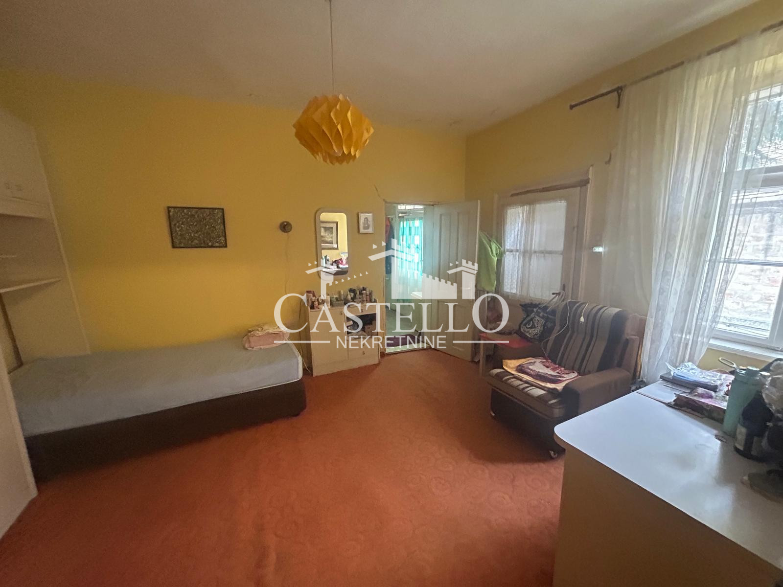 2-317-Na-prodaju-kuća-u-strogom-centru-Vršca-12