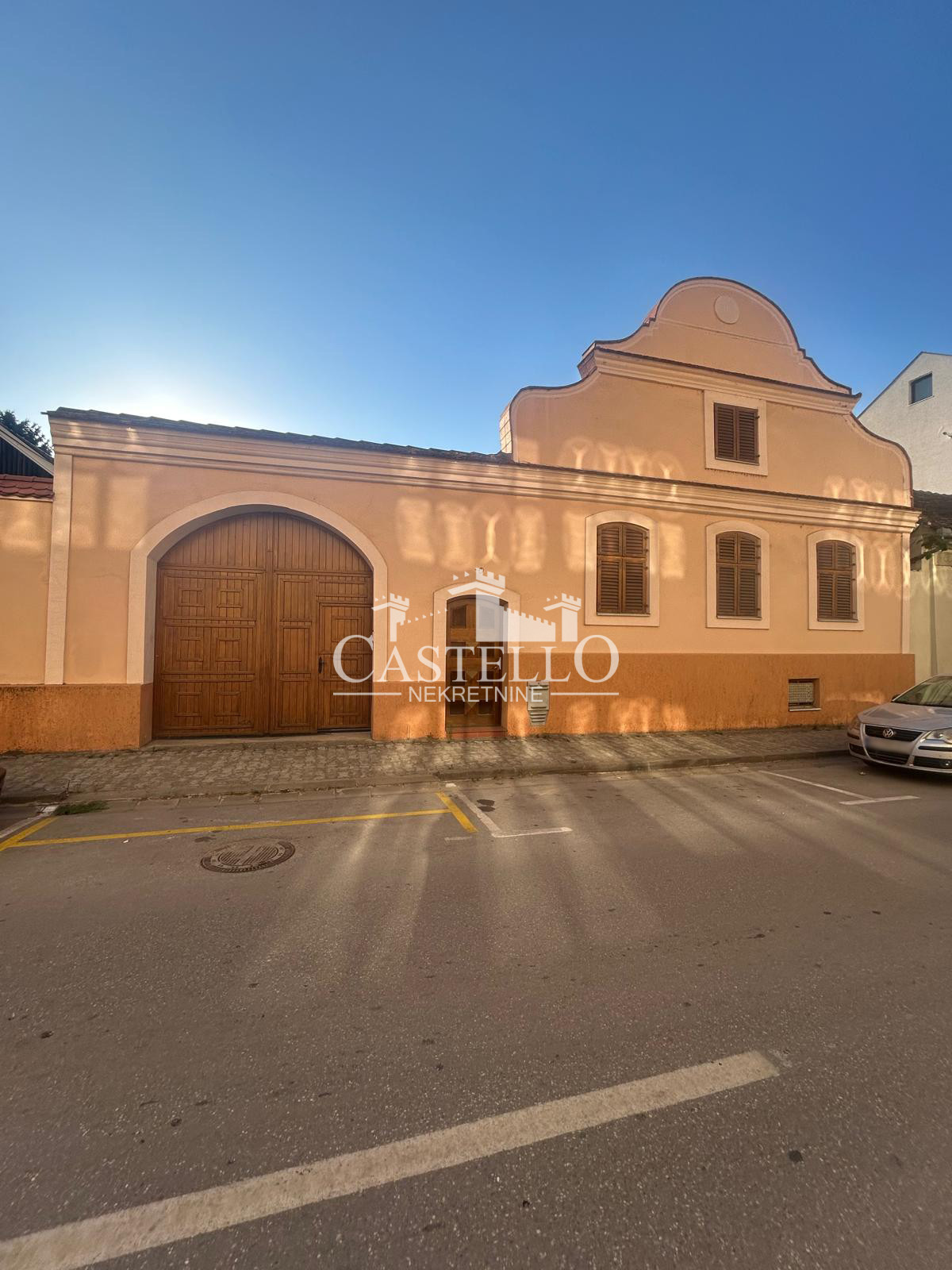 2-321-Na-prodaju-višenamenski-objekat-u-strogom-centru-Vršca-02