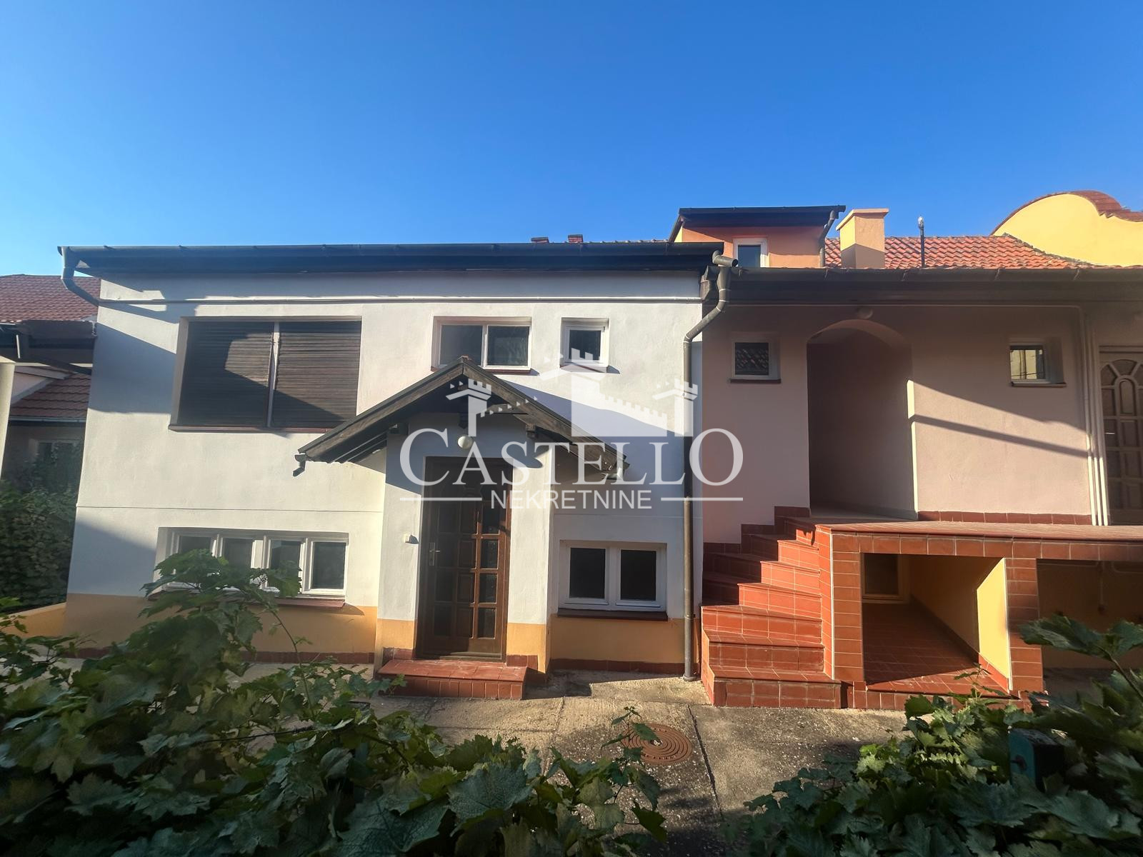 2-321-Na-prodaju-višenamenski-objekat-u-strogom-centru-Vršca-06