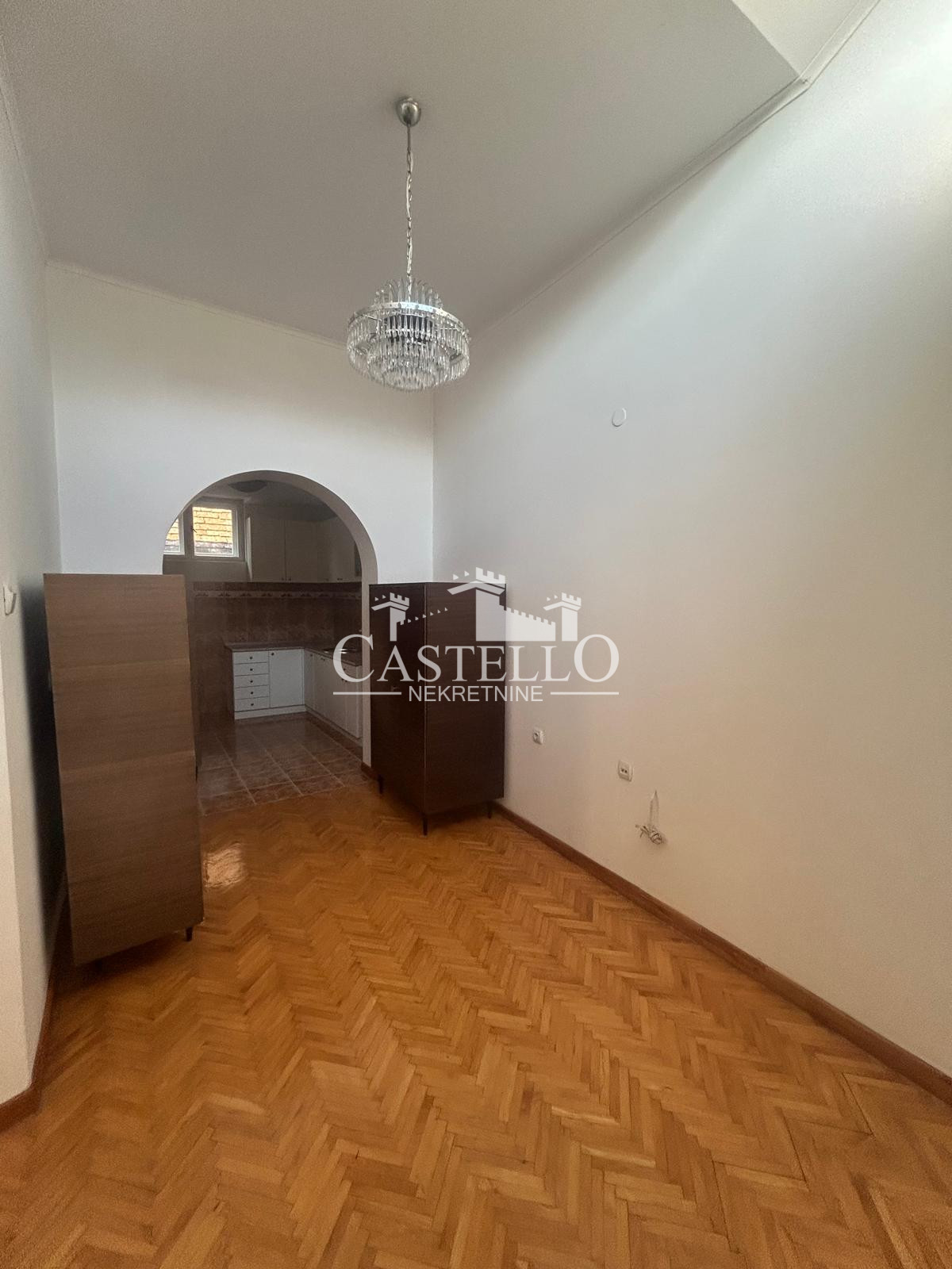 2-321-Na-prodaju-višenamenski-objekat-u-strogom-centru-Vršca-34