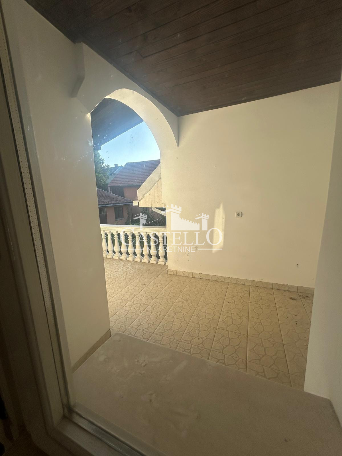 2-321-Na-prodaju-višenamenski-objekat-u-strogom-centru-Vršca-40