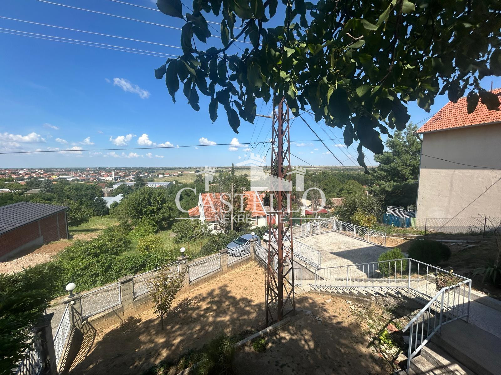 2-325-Na-prodaju-spratna-kuća-u-podnožju-Vršačkog-brega-17