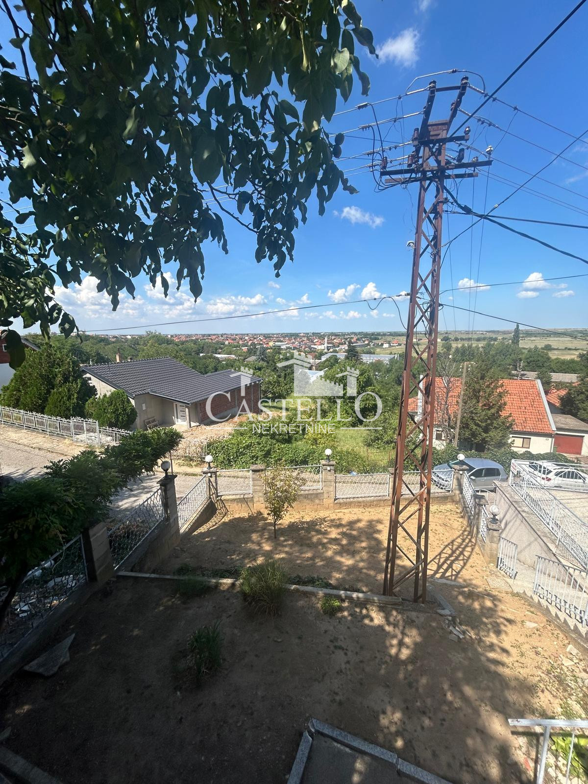 2-325-Na-prodaju-spratna-kuća-u-podnožju-Vršačkog-brega-19