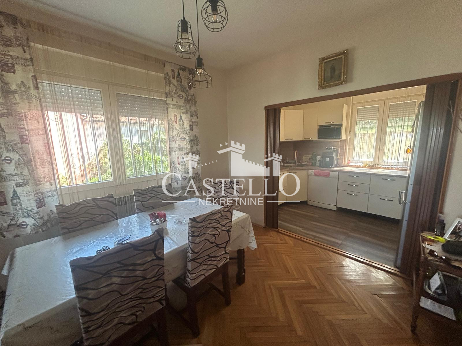 2-325-Na-prodaju-spratna-kuća-u-podnožju-Vršačkog-brega-32