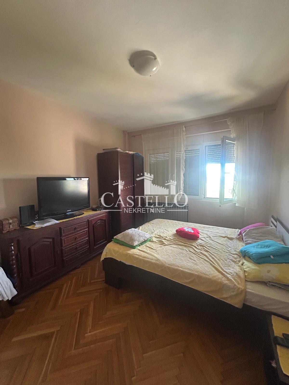 2-325-Na-prodaju-spratna-kuća-u-podnožju-Vršačkog-brega-37