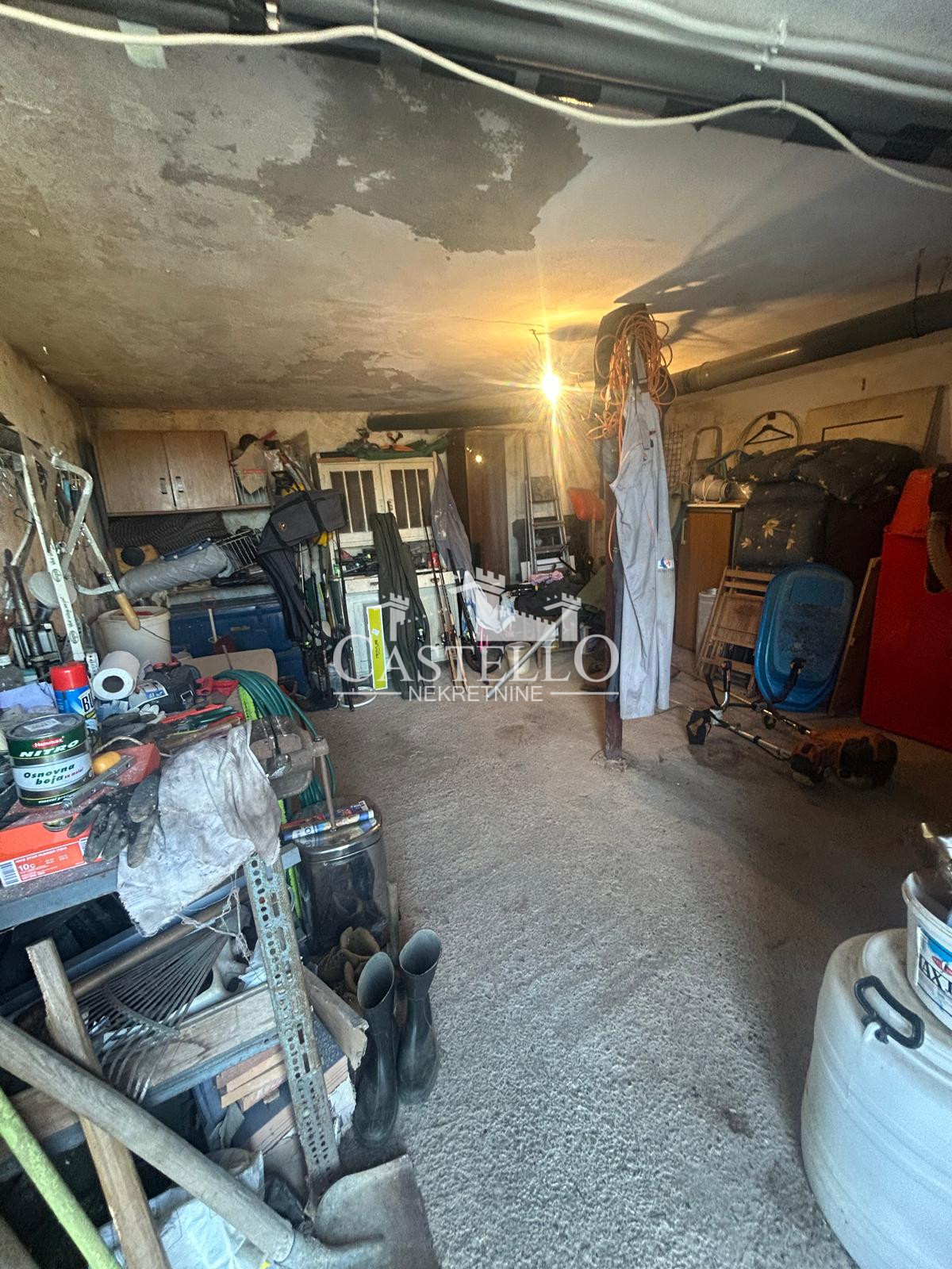 2-325-Na-prodaju-spratna-kuća-u-podnožju-Vršačkog-brega-49