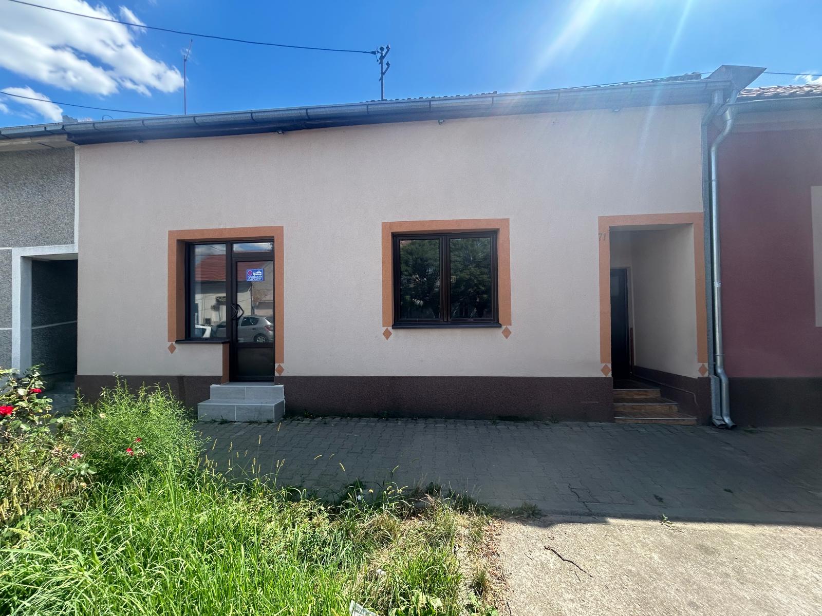 2-326-1-Na-prodaju-prizemna-kuća-u-Vršcu-II-zona-01