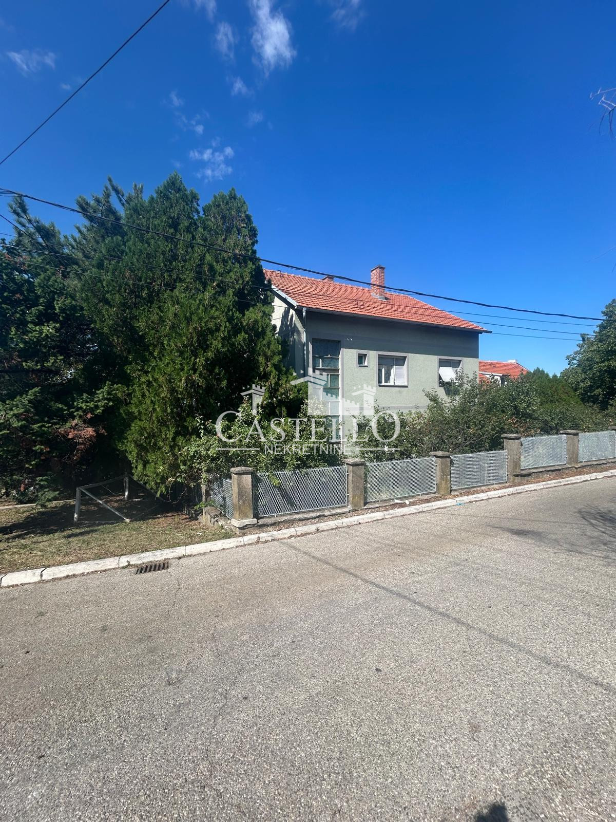 2-327-Na-prodaju-spratna-kuća-na-Vršačkom-bregu-05