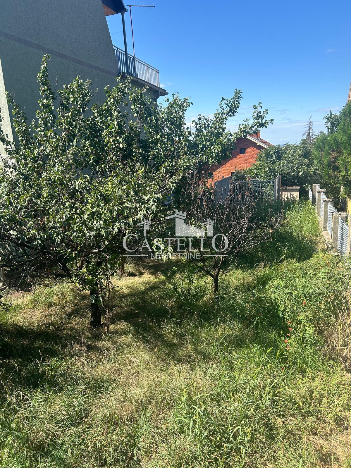 2-327-Na-prodaju-spratna-kuća-na-Vršačkom-bregu-14