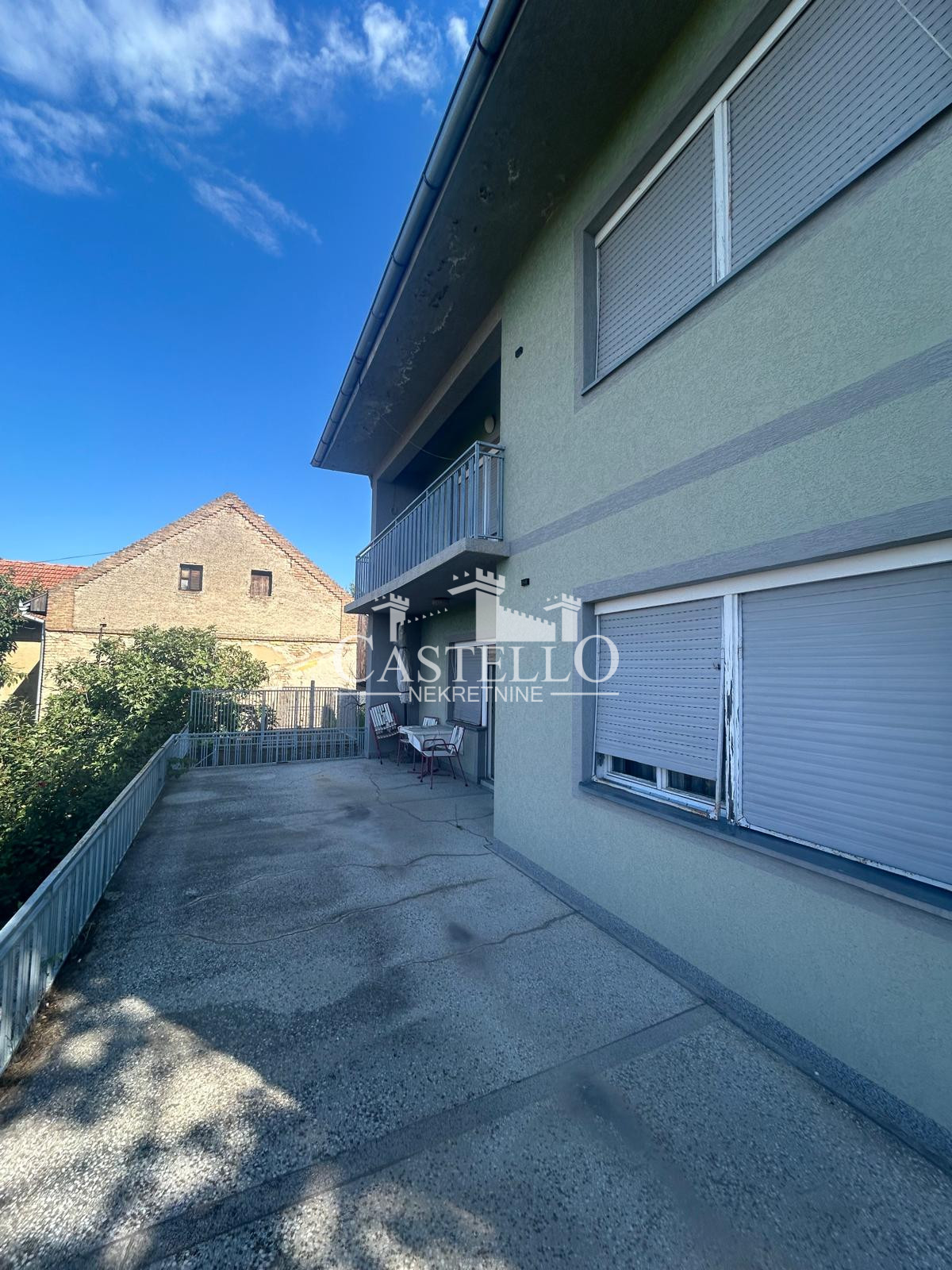 2-327-Na-prodaju-spratna-kuća-na-Vršačkom-bregu-15