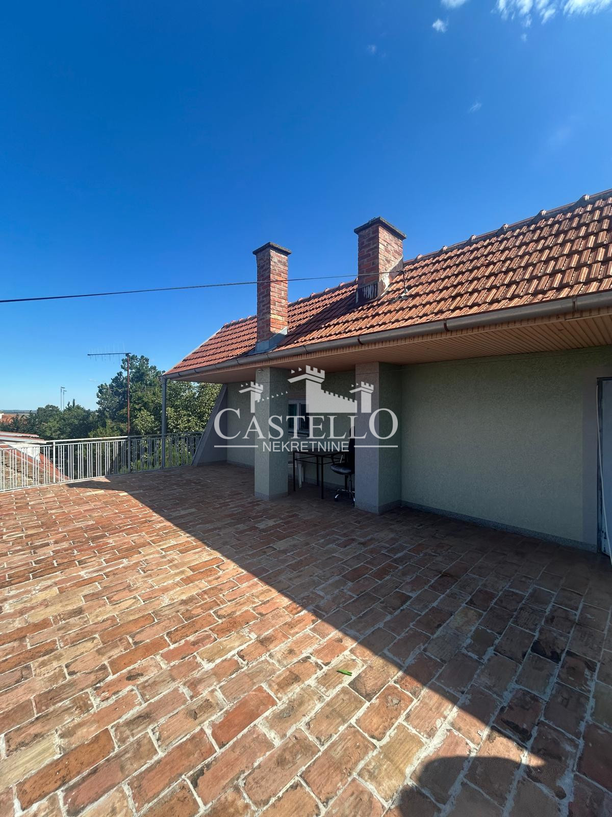 2-327-Na-prodaju-spratna-kuća-na-Vršačkom-bregu-21