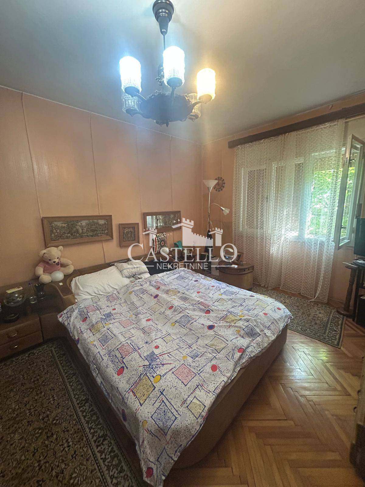 2-327-Na-prodaju-spratna-kuća-na-Vršačkom-bregu-33