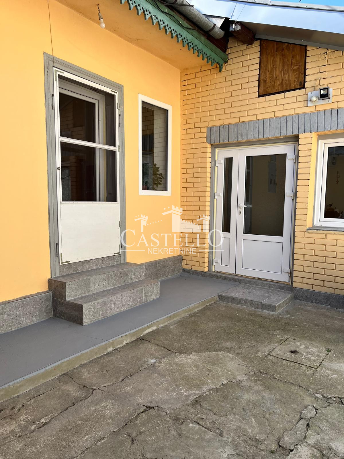 2-341-Na-prodaju-prizemna-kuća-u-Vršcu-II-zona-04