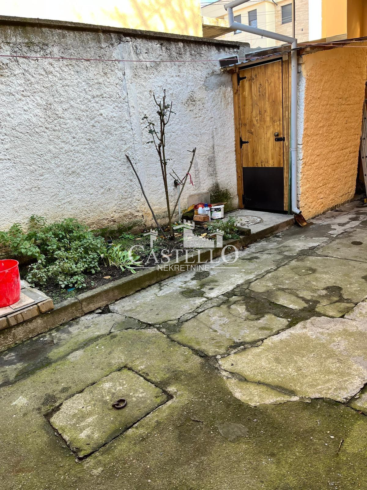 2-341-Na-prodaju-prizemna-kuća-u-Vršcu-II-zona-09