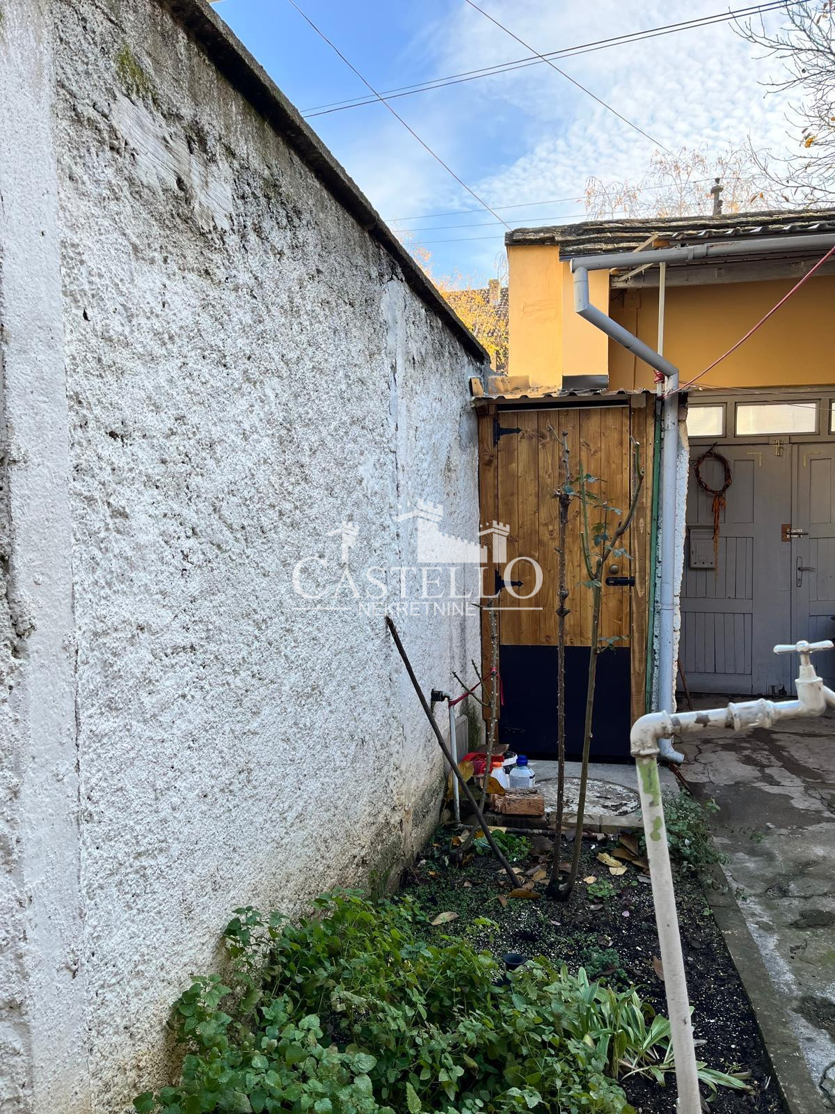 2-341-Na-prodaju-prizemna-kuća-u-Vršcu-II-zona-10