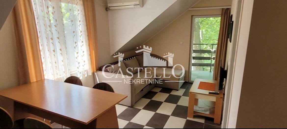 2-350-Na-prodaju-stambeni-objekat-u-Beloj-Crkvi-4-apartmana-05