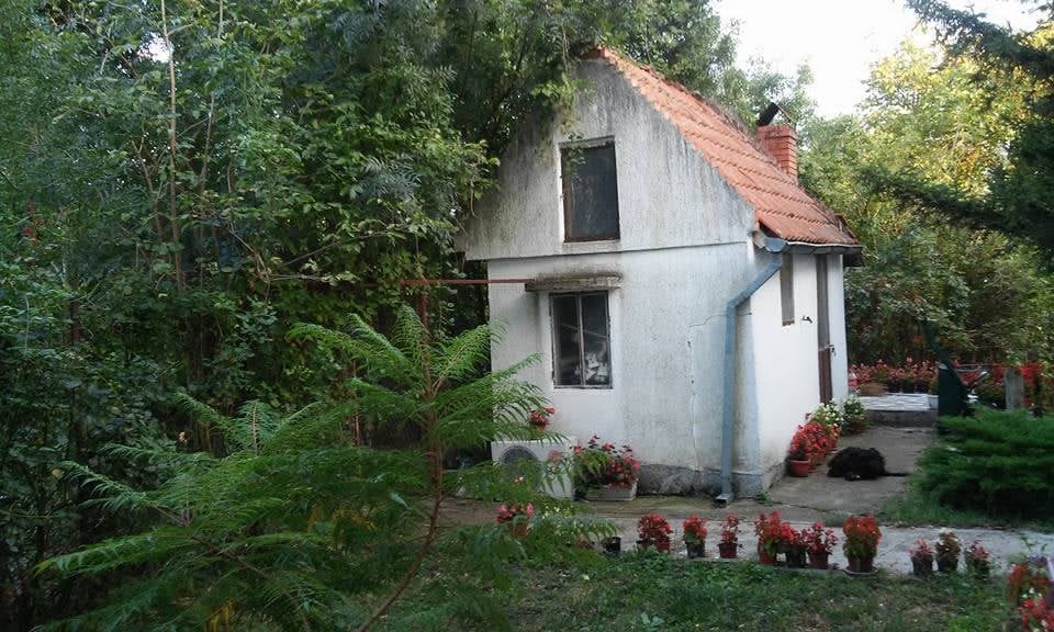 2-367-Na-prodaju-vikend-kuća-sa-bazenom-u-Vojvodincima-01