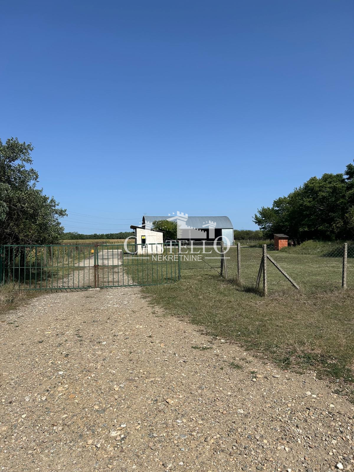 5-81-Na-prodaju-plac-u-Dobričevu-02