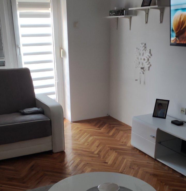 Na prodaju dvosoban stan u Plandištu Vršac