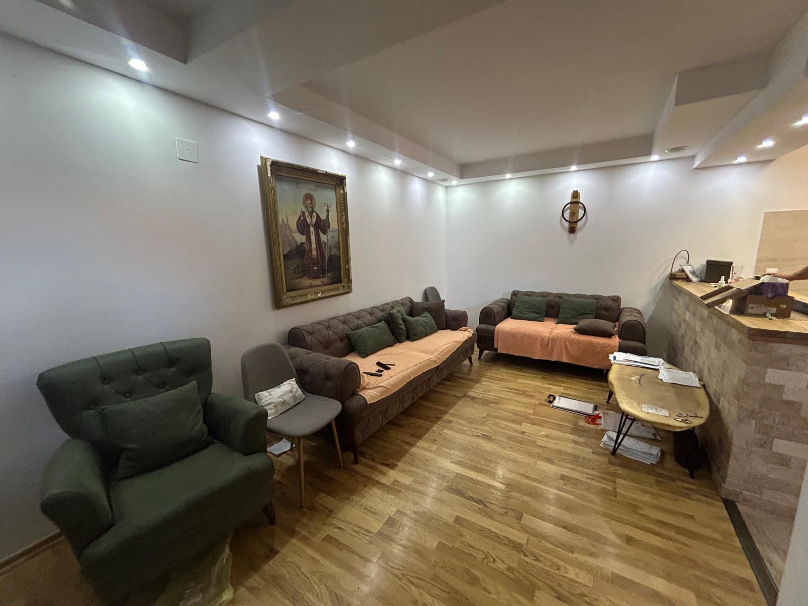 Na prodaju spratna kuća u Vršcu - II zona Vršac