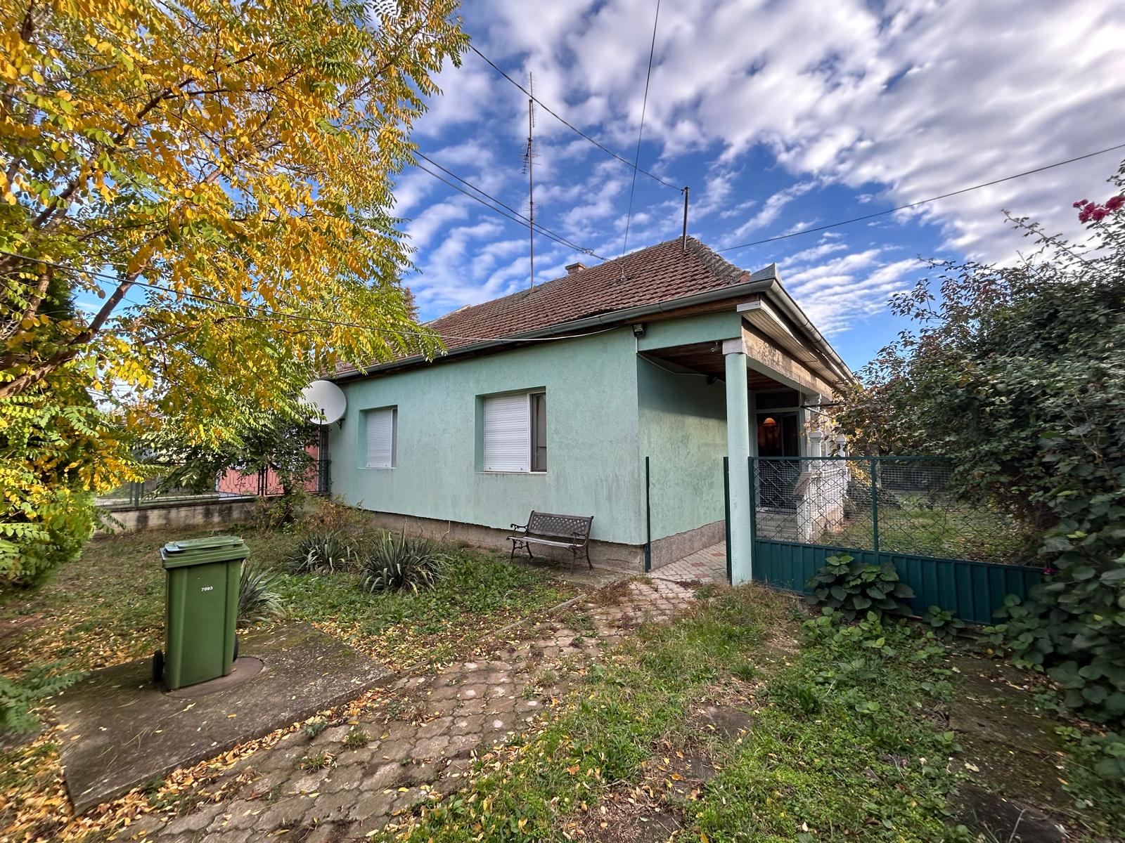 Na prodaju prizemna kuća u Vršcu - III zona Vršac