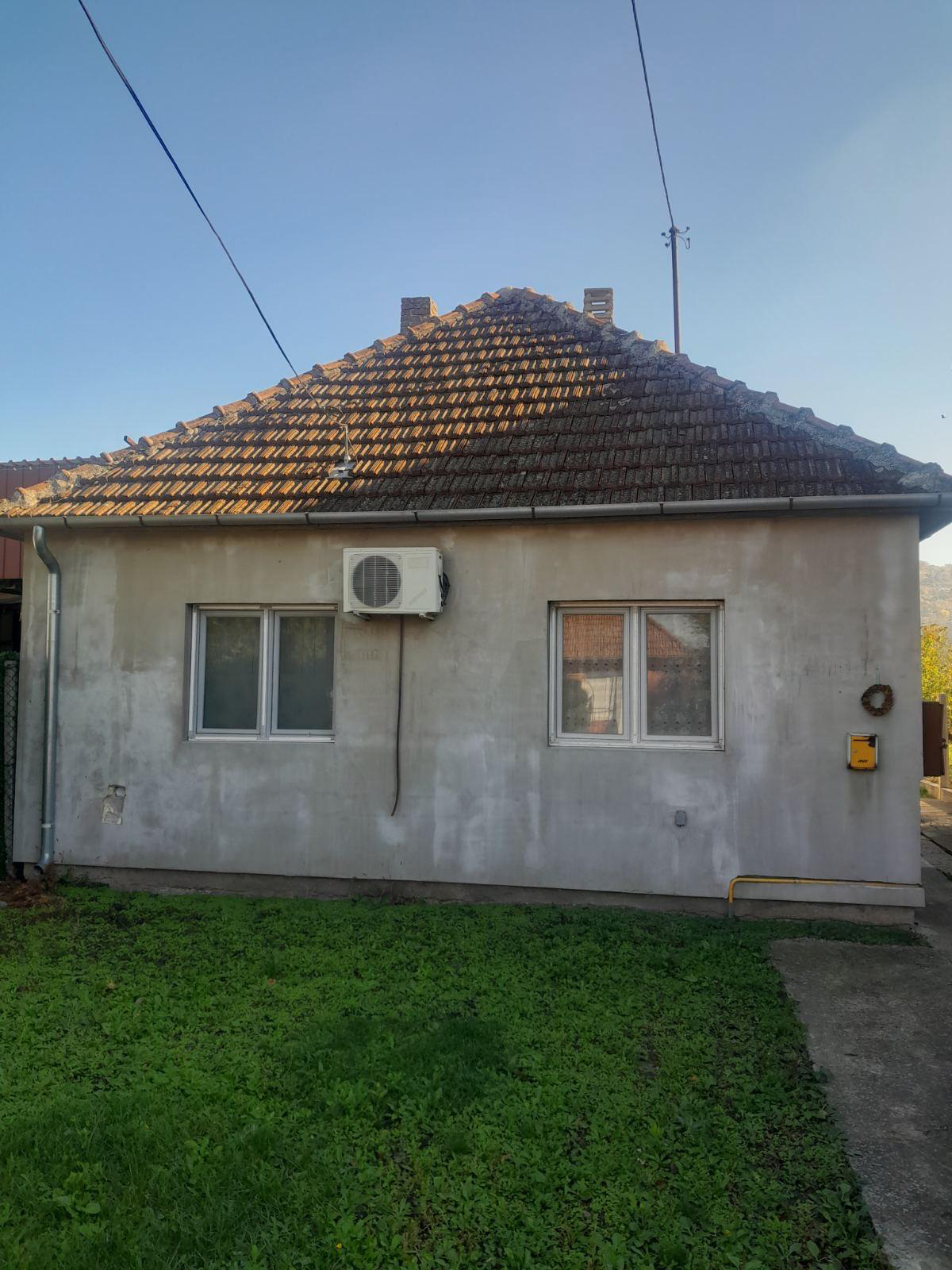 Na prodaju prizemna kuća u Vršcu - III zona Vršac