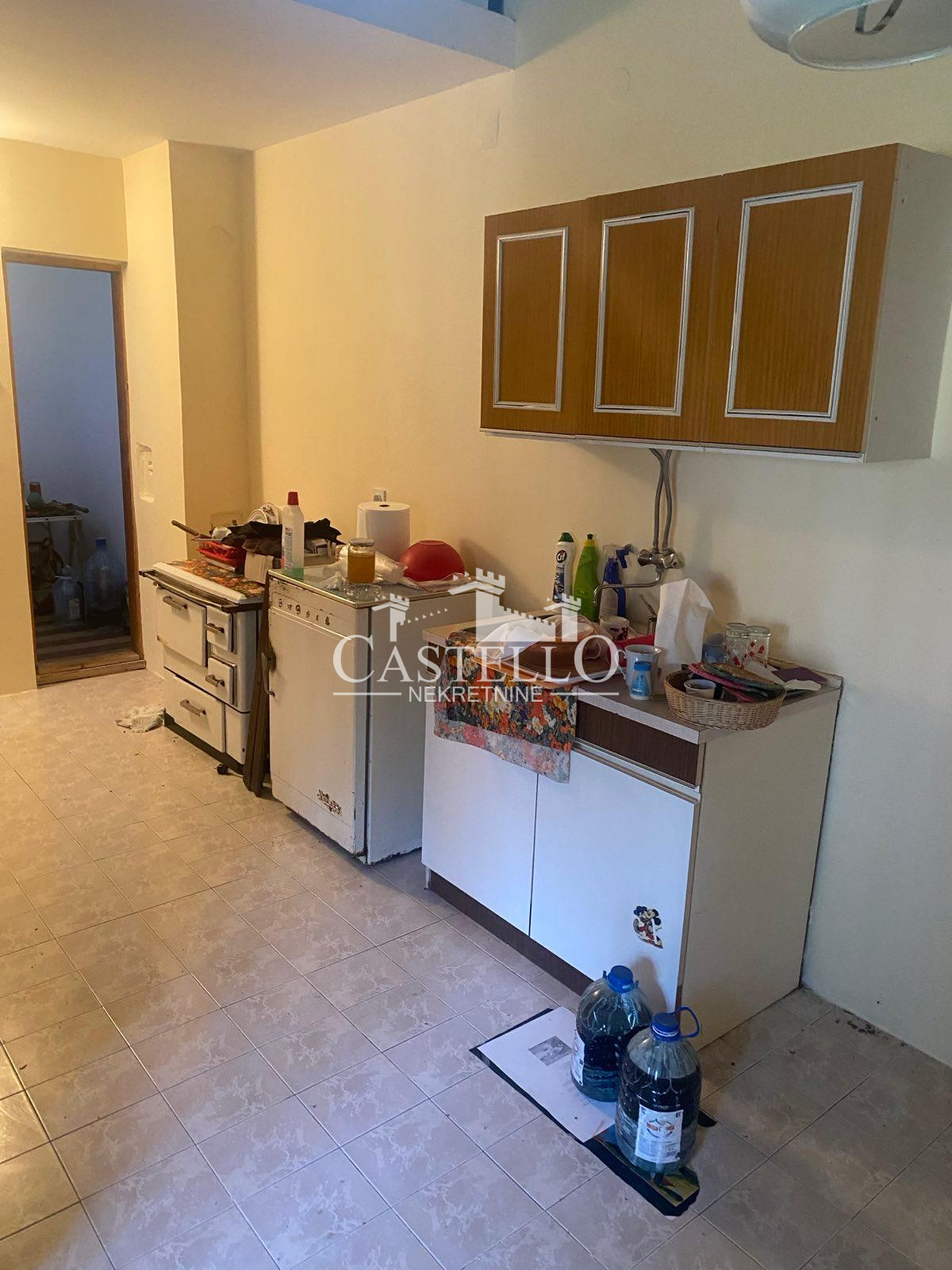 2-373-Na-prodaju-vikend-kuća-u-Kajtasovu-06