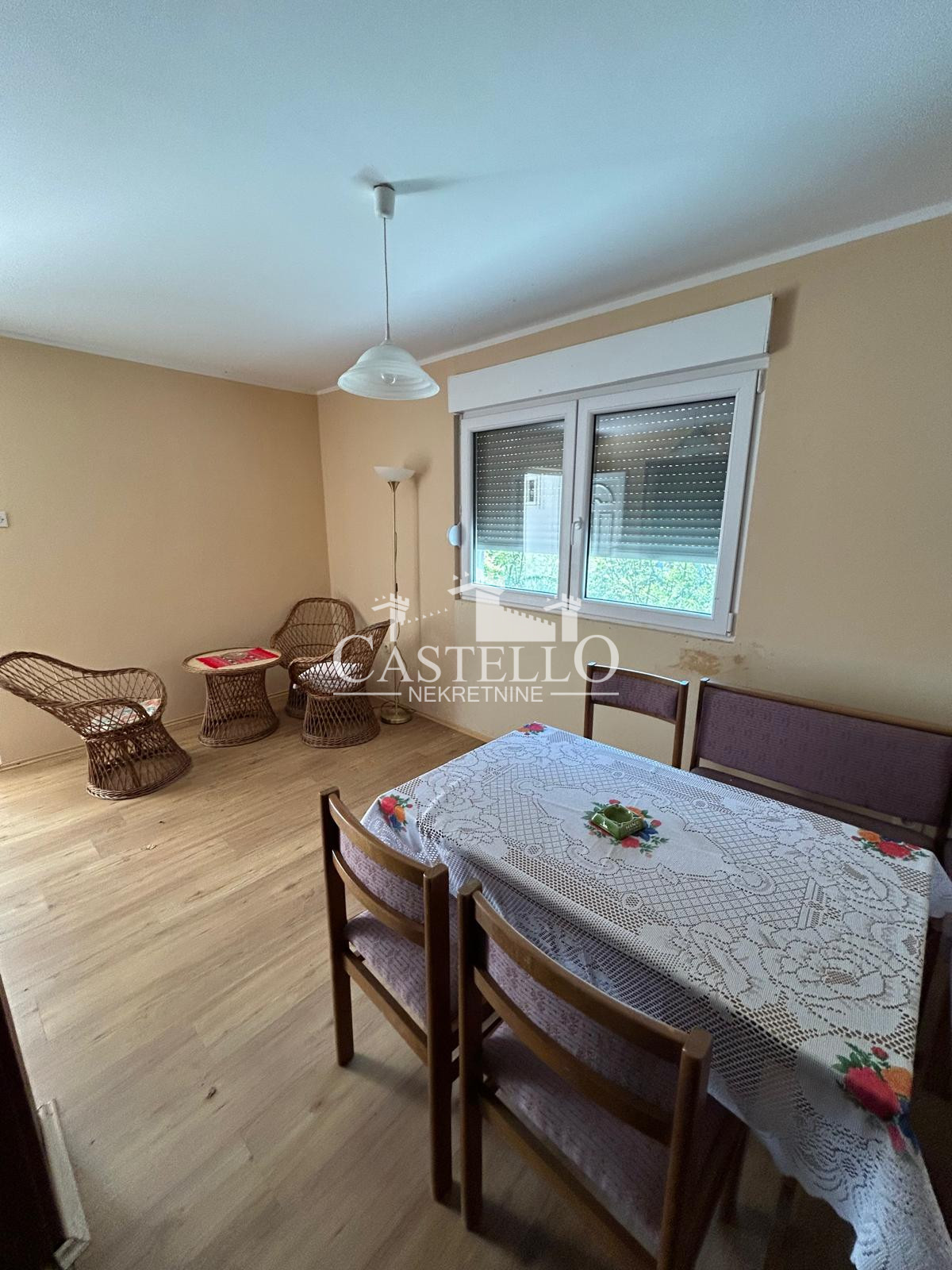 2-374-Na-prodaju-vikend-kuća-na-vršačkom-bregu-11