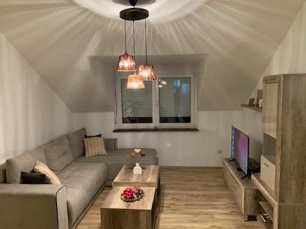 Na prodaju dvoiposoban stan u Plandištu Vršac